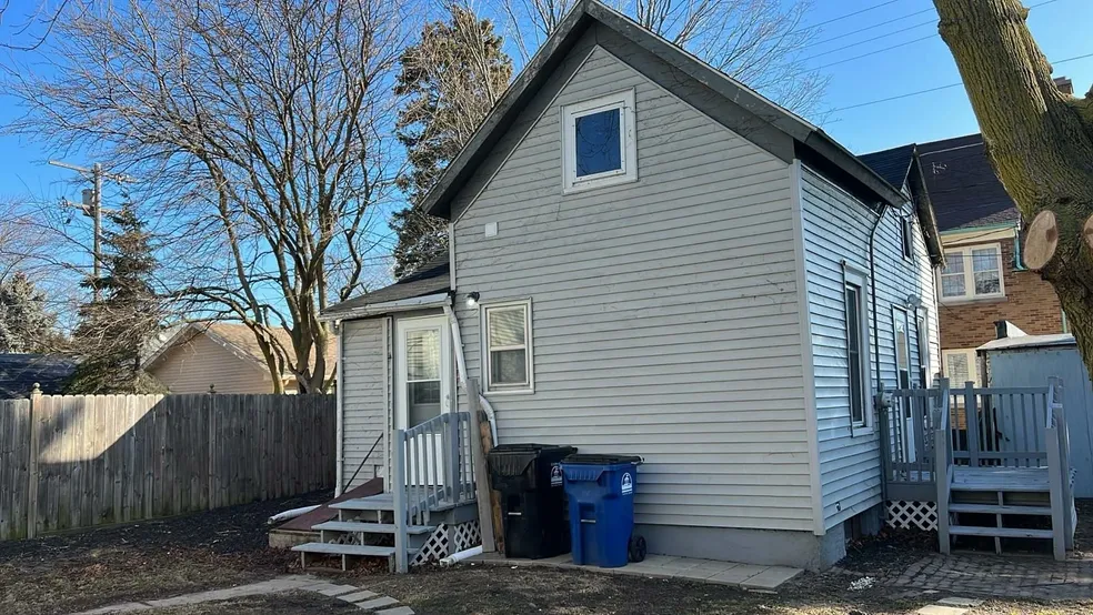 $1,650 - 2 Bedroom 1 Bathroom Apartment In Racine, WI (Furnished)